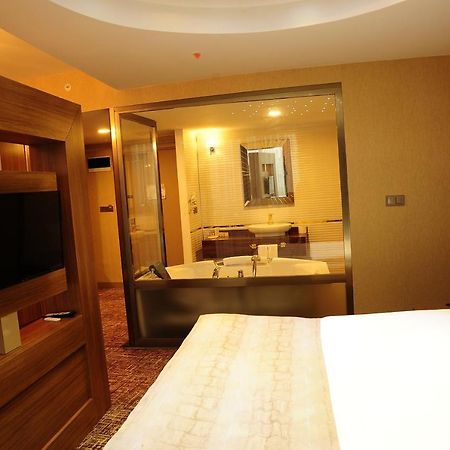 Bendis Hotel Halic Buitenkant foto
