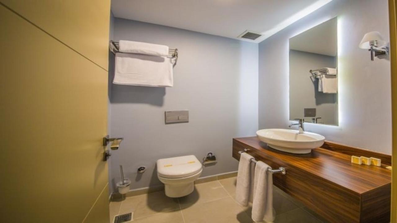 Bendis Hotel Halic Buitenkant foto